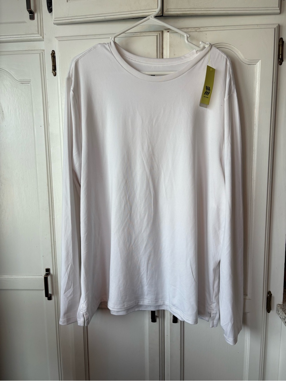 all in motion White Athletic Top